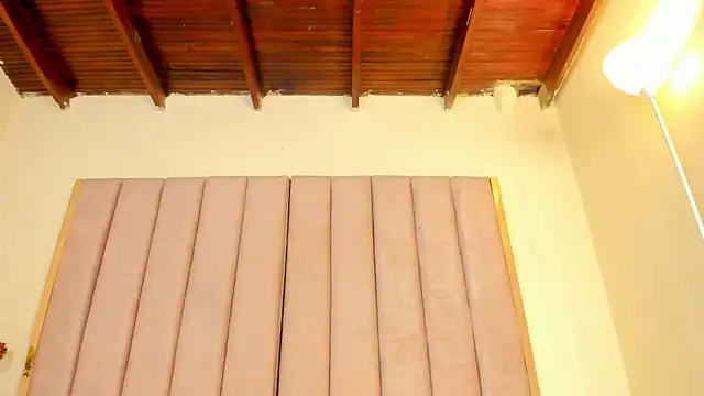 VICTORIA RASH online show from 01-05-26, 07:28