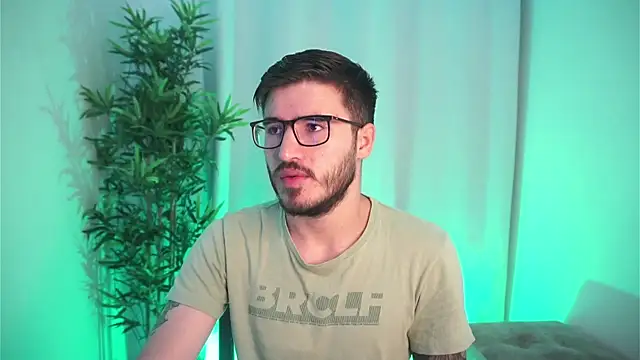 Tony Wylie online show from 11-05-25, 09:34