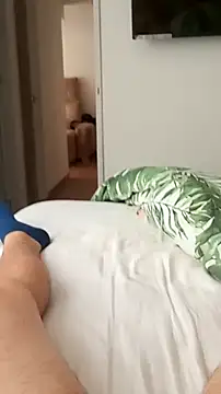 Snapshot of Tony_Wylie chatting on 02-27-26, 04:07 Tony Wylie online show from 02-27-26, 04:07