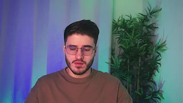 Tony Wylie online show from 03-27-26, 03:37