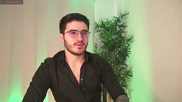 Tony Wylie online show from 04-14-26, 03:06