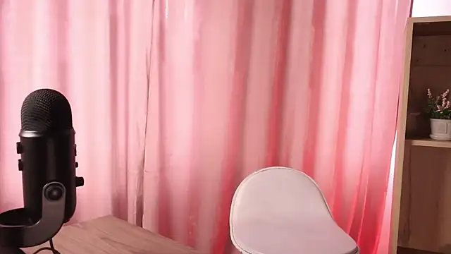 justnala  online show from 11-26-25, 02:06