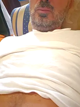 1talianBeutifulCock online show from 09-15-25, 10:48