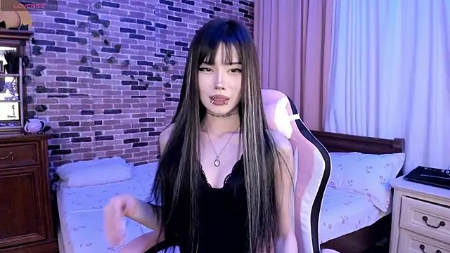 Velvetsky 1 online show from 11-17-25, 07:29