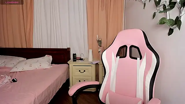 Velvetsky 1 online show from 10-29-25, 02:38