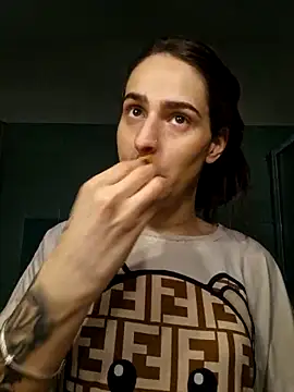 Snapshot of perla97 chatting on 02-03-26, 05:18 perla97 online show from 02-03-26, 05:18