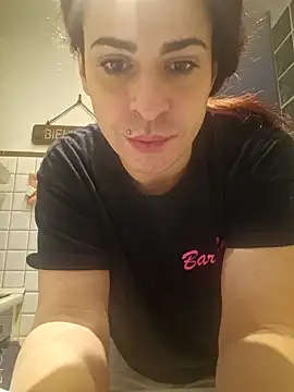 perla97 online show from 02-22-25, 08:42