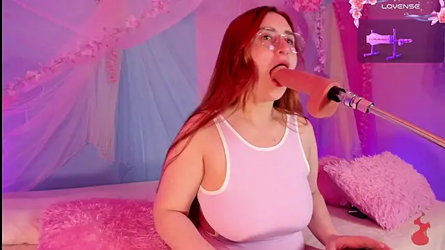 centaurigirl online show from 05-15-26, 03:15