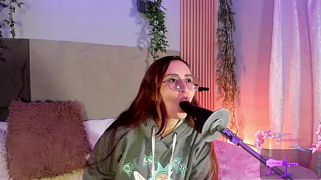 centaurigirl online show from 03-11-26, 04:39