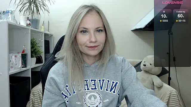 Sunny bunny6 online show from 11-27-25, 04:13