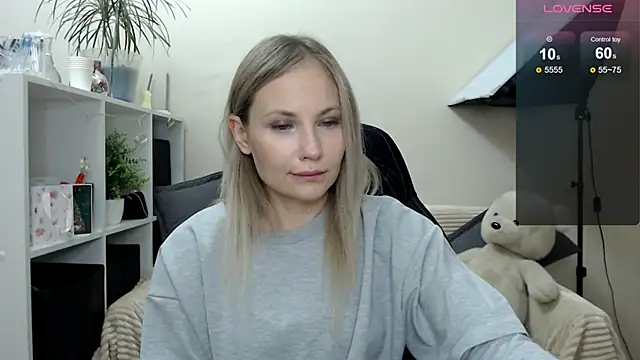 Sunny bunny6 online show from 11-28-25, 03:50