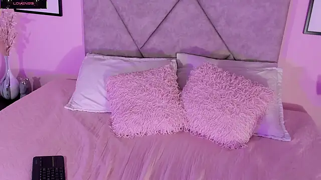 Emilyh  online show from 11-13-25, 11:03