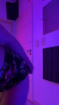 maipilu online show from 11-23-25, 03:00