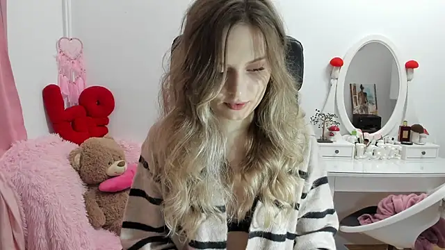  sweettreat online show from 10-11-25, 01:17