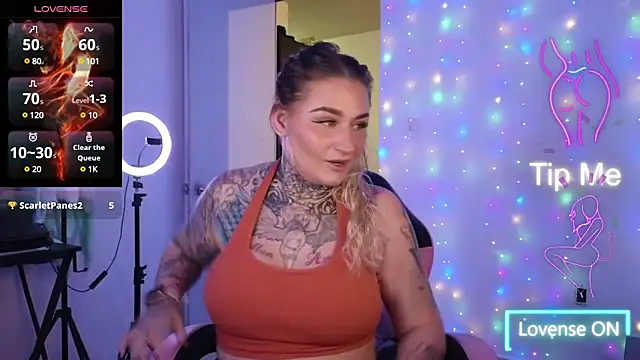 Snapshot of Lisacasandra chatting on 03-17-25, 12:53 Lisacasandra online show from 03-17-25, 12:53