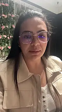 Emily Russo  online show from 01-17-25, 09:17