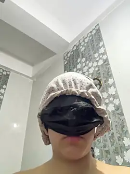 STEP SISTER1 online show from 01-25-25, 05:30