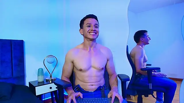 Andrewfalcon online show from 09-13-25, 07:36