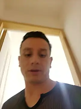 Andrewfalcon online show from 10-04-25, 11:56