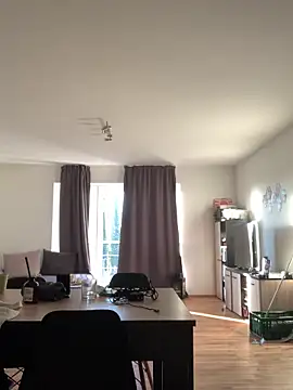 Snapshot of mikaaaaase chatting on 03-18-25, 06:28 mikaaaaase online show from 03-18-25, 06:28