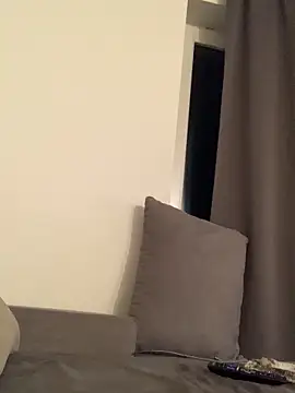 Snapshot of mikaaaaase chatting on 02-16-25, 01:14 mikaaaaase online show from 02-16-25, 01:14