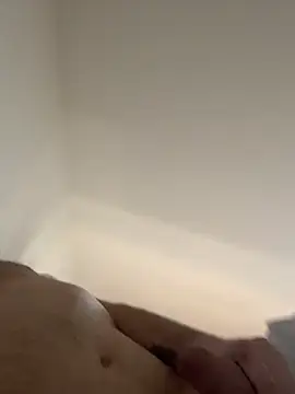 Snapshot of mikaaaaase chatting on 03-18-25, 12:39 mikaaaaase online show from 03-18-25, 12:39