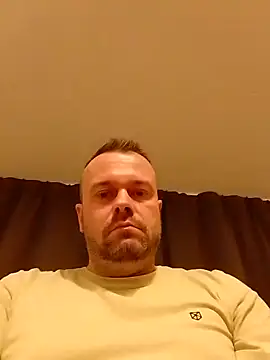 Snapshot of mikaaaaase chatting on 10-05-25, 12:34 mikaaaaase online show from 10-05-25, 12:34