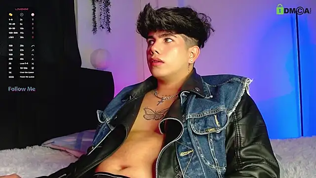 LyleBennett  online show from 10-17-25, 12:40