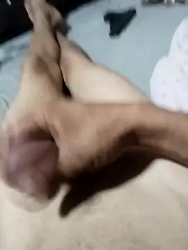 uelytom online show from 04-17-26, 06:27