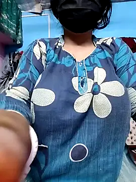 BERRY 00 online show from 12-23-25, 02:00