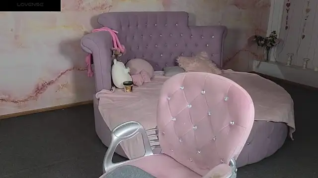 Nika Kitten online show from 06-03-26, 06:58