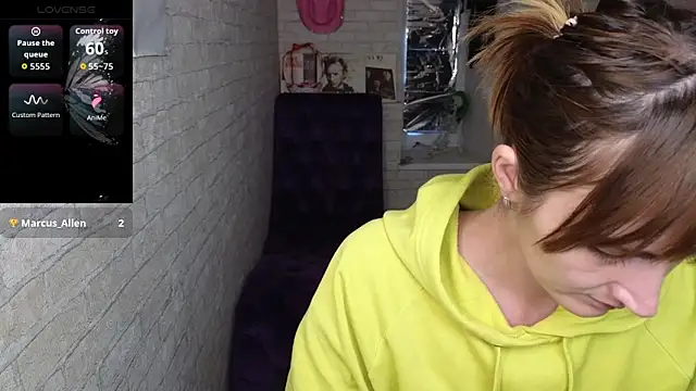 Nika Kitten online show from 04-10-26, 10:55