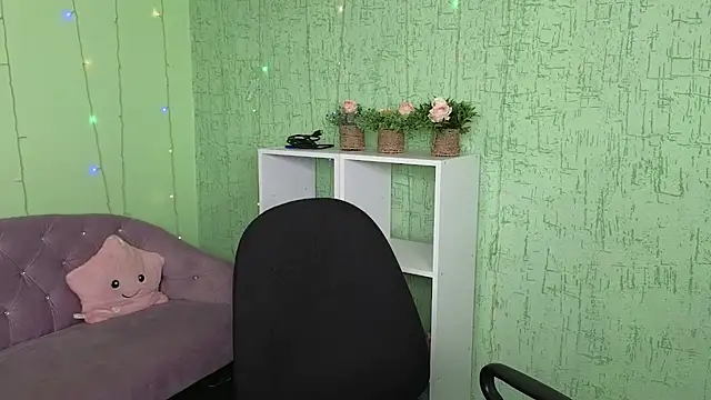 Nika Kitten online show from 05-04-26, 11:13