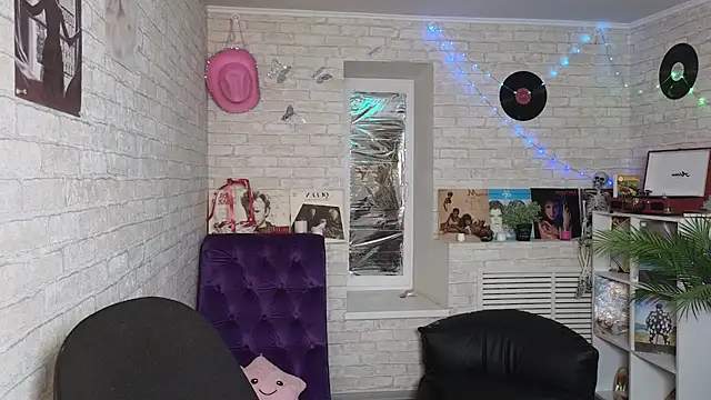 Nika Kitten online show from 09-29-25, 04:23