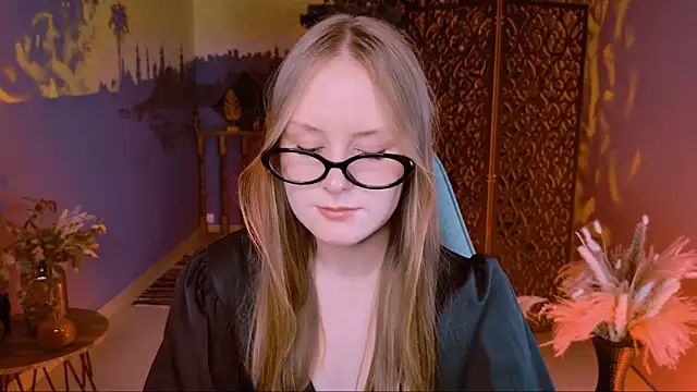 VivienLeeigh online show from 09-24-25, 03:07