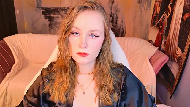 VivienLeeigh online show from 04-11-26, 07:05