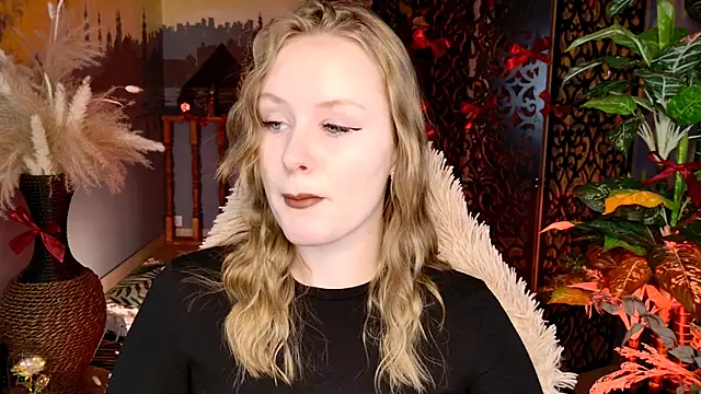 VivienLeeigh online show from 02-13-26, 09:09