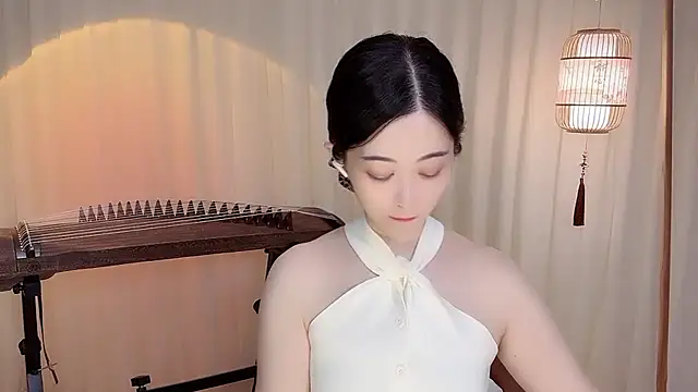 Snapshot of Tian-xin-999 chatting on 06-26-26, 04:24 Tian-xin-999 online show from 06-26-26, 04:24