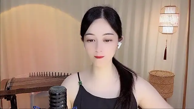 Snapshot of Tian-xin-999 chatting on 06-17-26, 04:17 Tian-xin-999 online show from 06-17-26, 04:17