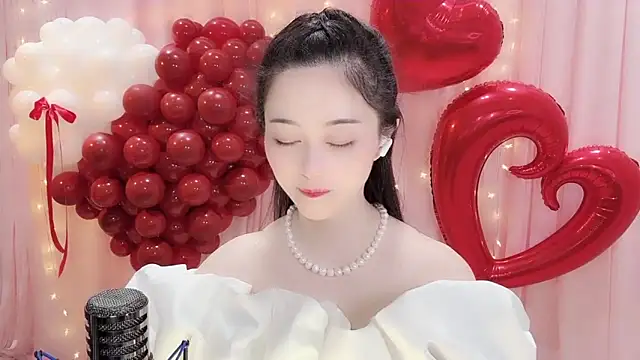 Tian-xin-999 online show from 02-13-26, 03:12