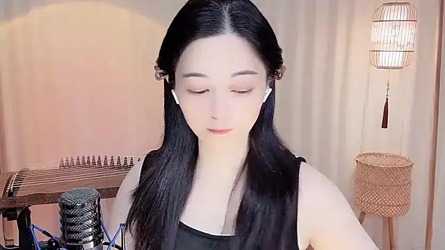 Tian-xin-999 online show from 05-30-26, 04:23