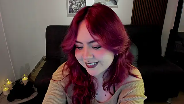 Snapshot of crimson_tati_ chatting on 10-07-25, 03:07 crimson tati online show from 10-07-25, 03:07