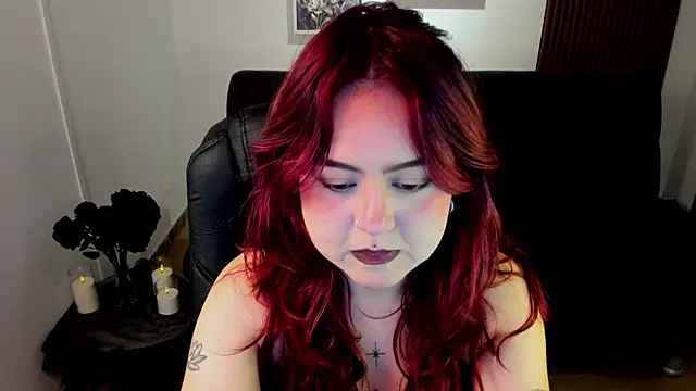 crimson tati  online show from 11-18-25, 04:49