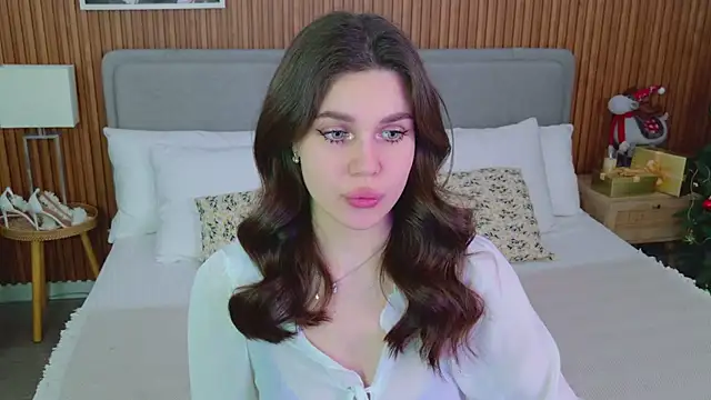 RihannaRose online show from 11-28-25, 05:02