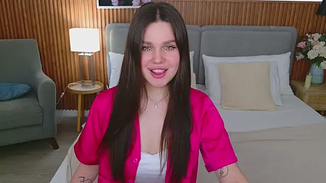 RihannaRose online show from 03-20-25, 08:19