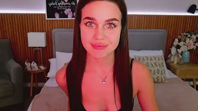 RihannaRose online show from 10-08-25, 05:13