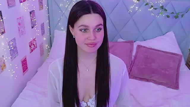 RihannaRose online show from 03-16-25, 11:59