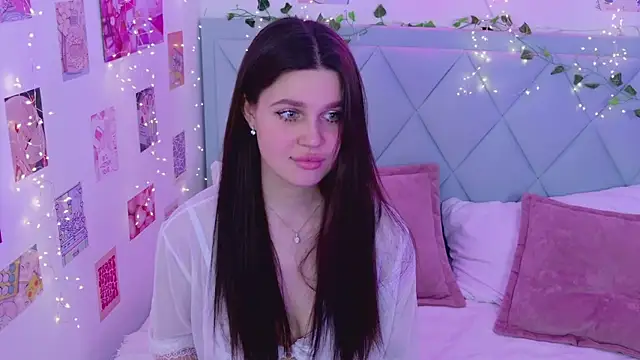 RihannaRose online show from 03-16-25, 08:10