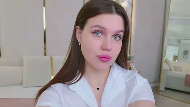 RihannaRose online show from 03-24-26, 04:51