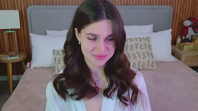 RihannaRose online show from 11-29-25, 05:24